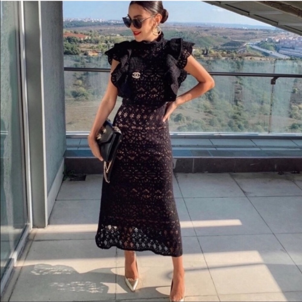 Textured dress with ruffled straps
